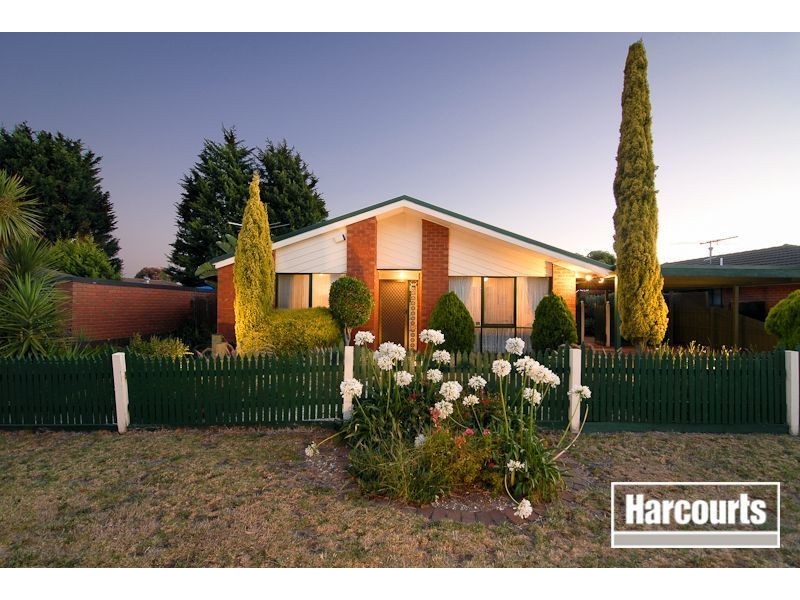 4 Saltram Court, Carrum Downs VIC 3201