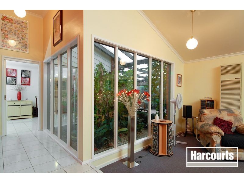 4 Saltram Court, Carrum Downs VIC 3201