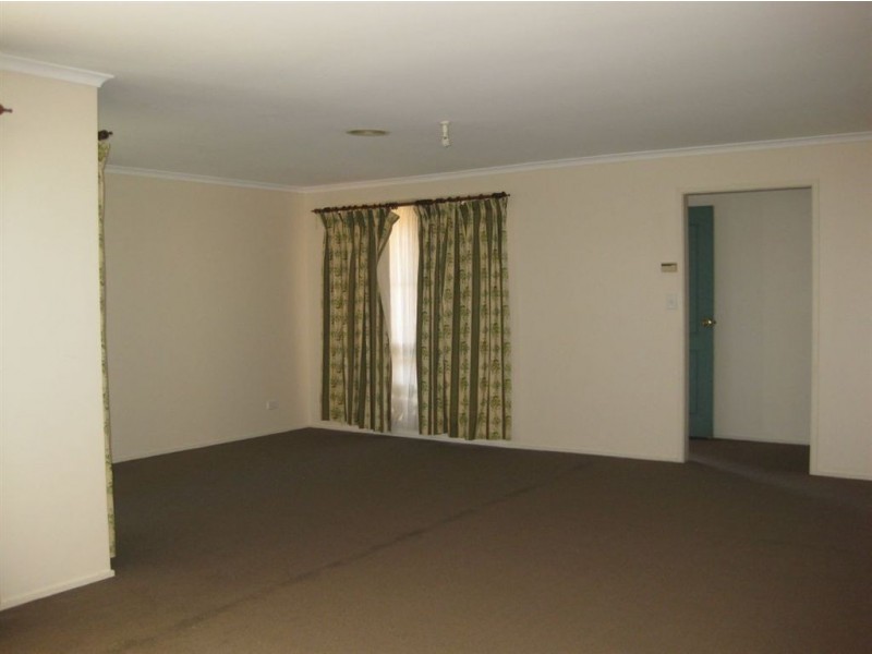 50 Sandfield Drive, Carrum Downs VIC 3201