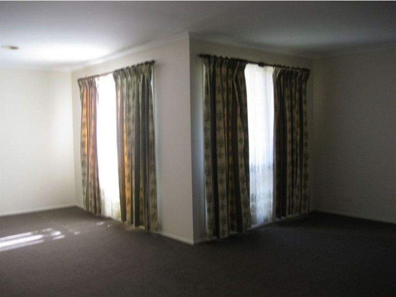 50 Sandfield Drive, Carrum Downs VIC 3201