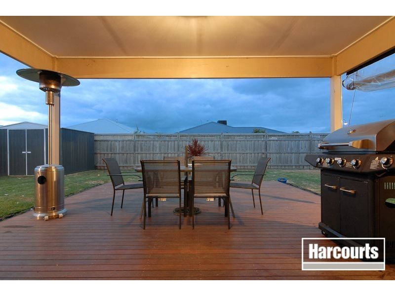 11 Alysha Avenue, Lyndhurst VIC 3975