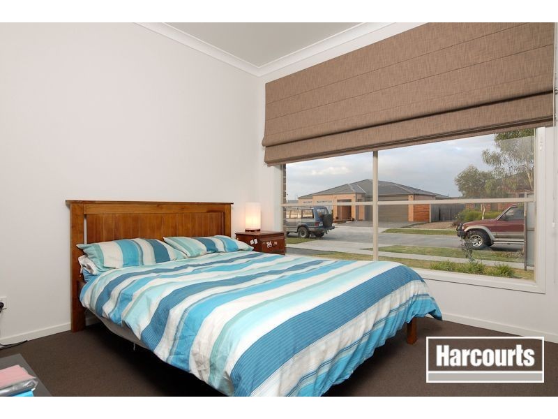 11 Alysha Avenue, Lyndhurst VIC 3975