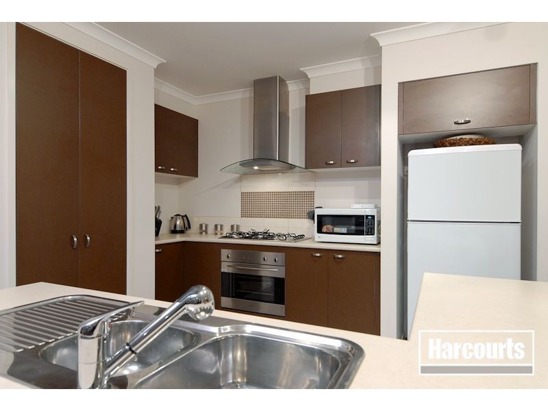 11 Alysha Avenue, Lyndhurst VIC 3975