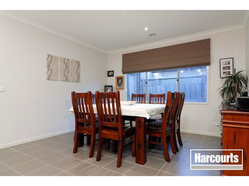 11 Alysha Avenue, Lyndhurst VIC 3975