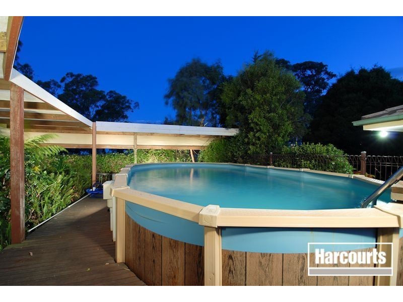 6 Rangeview Drive, Skye VIC 3977