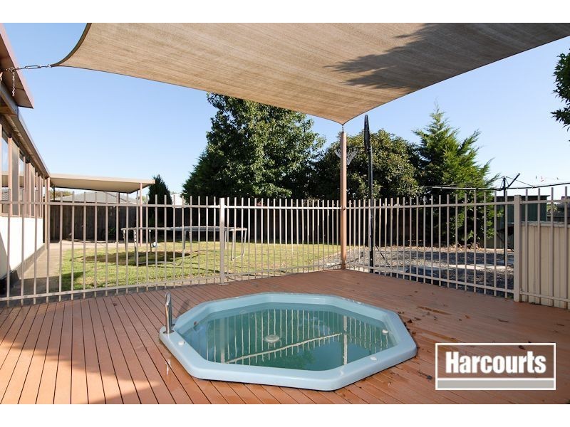 4 Pekina Court, Carrum Downs VIC 3201