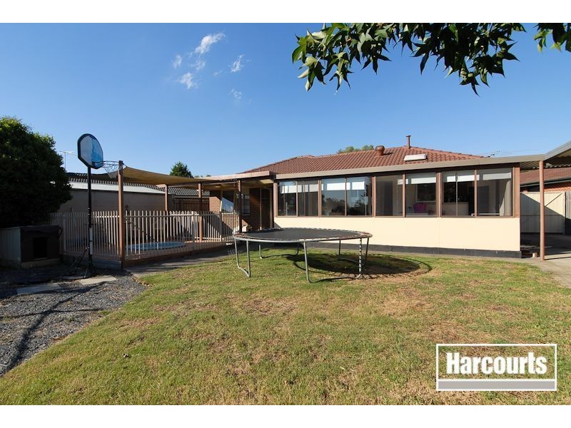 4 Pekina Court, Carrum Downs VIC 3201