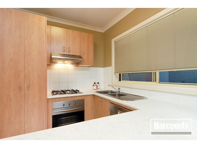 4/55 McClelland Drive, Skye VIC 3977