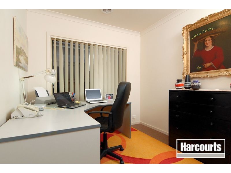 4/55 McClelland Drive, Skye VIC 3977