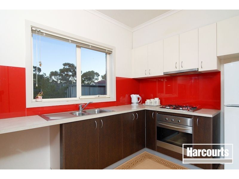 4/10 Hall Road, Carrum Downs VIC 3201