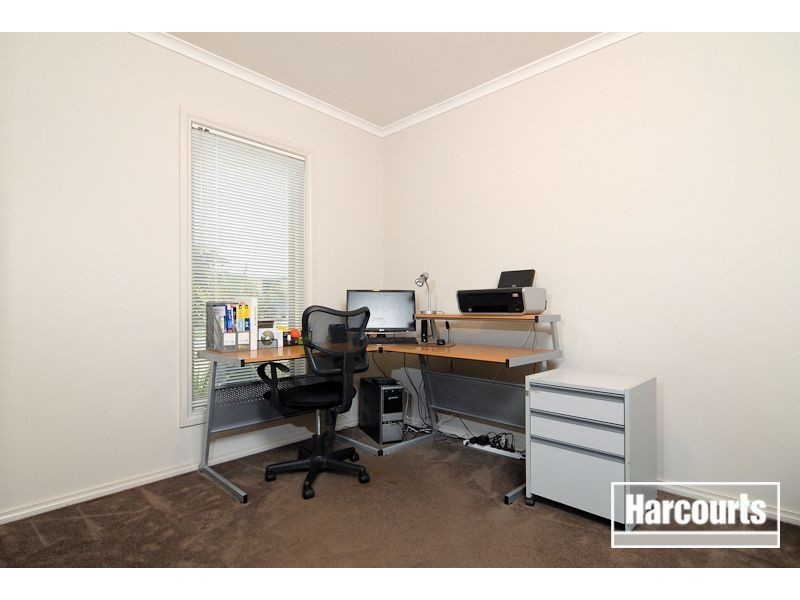 5 Edinburgh Drive, Skye VIC 3977