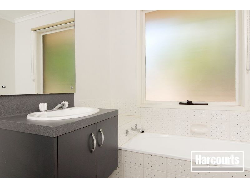 9 Paras Drive, Carrum Downs VIC 3201