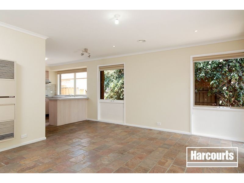 9 Paras Drive, Carrum Downs VIC 3201