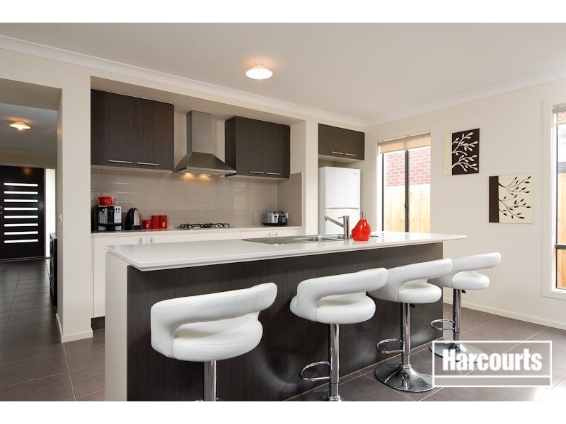 63 Malua Circuit, Sandhurst VIC 3977