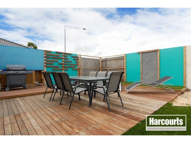 63 Malua Circuit, Sandhurst VIC 3977