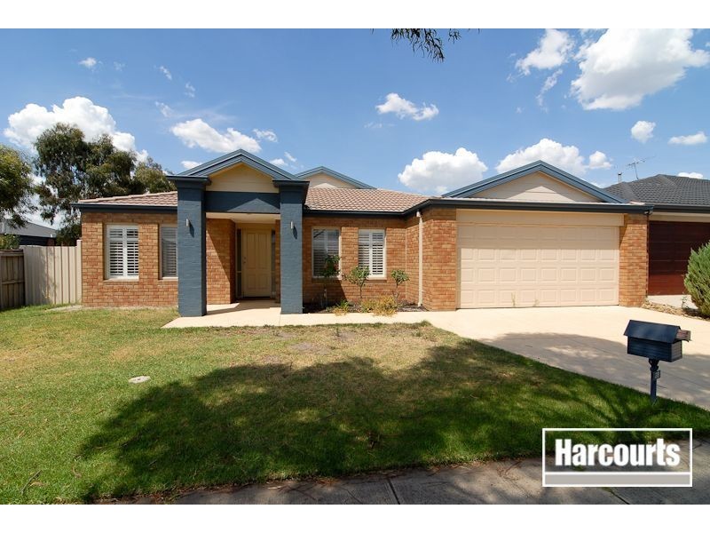38 Clifton Grove, Carrum Downs VIC 3201