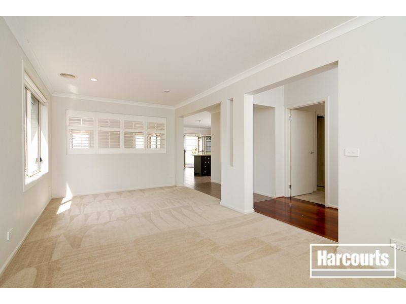 38 Clifton Grove, Carrum Downs VIC 3201