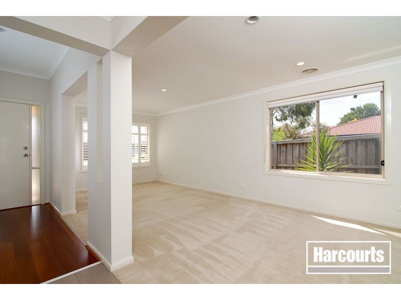 38 Clifton Grove, Carrum Downs VIC 3201