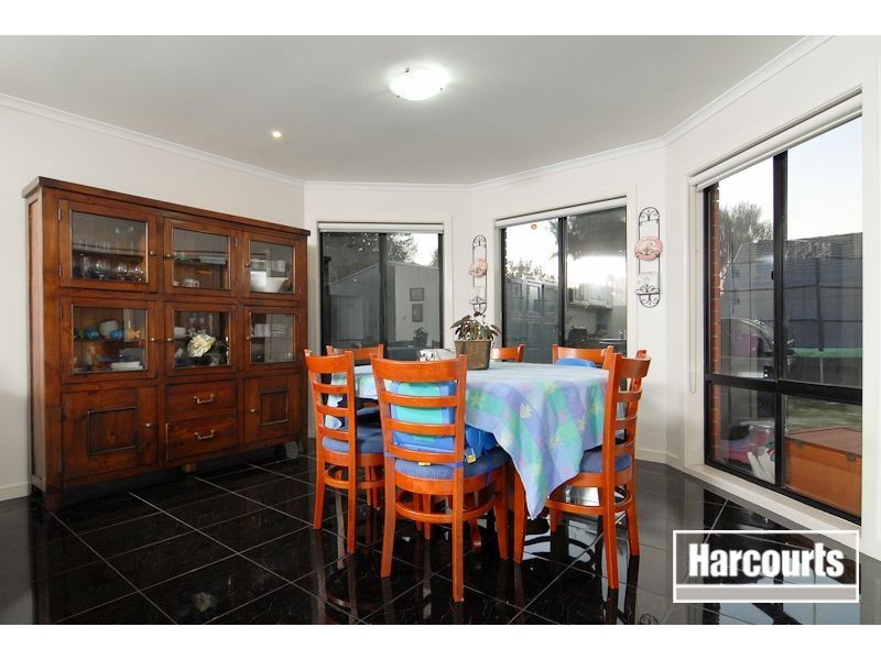 12 Venezia Way, Skye VIC 3977