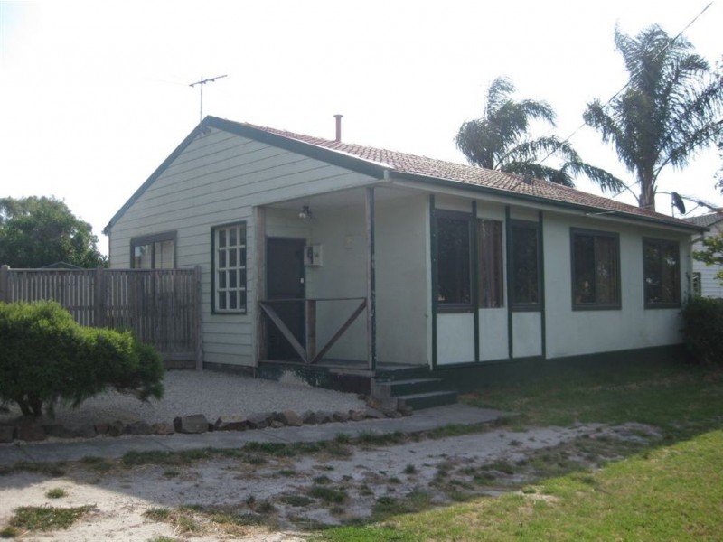 14 Longleaf Street, Frankston North VIC 3200