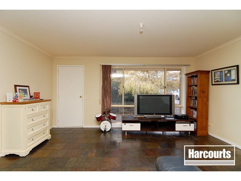 13 Earnshaw Drive, Carrum Downs VIC 3201