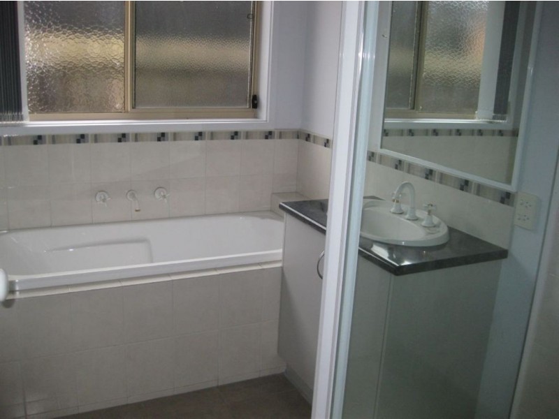 61 Herbert Road, Carrum Downs VIC 3201