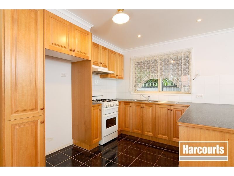 37 Hall Road, Carrum Downs VIC 3201