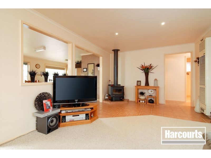 11 Orsett Court, Carrum Downs VIC 3201