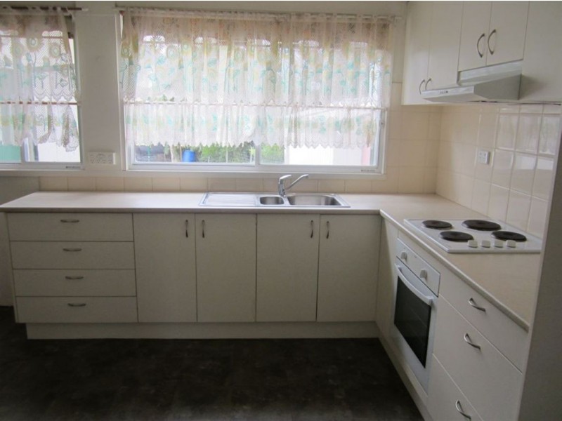 25 Hickory Crescent, Frankston North VIC 3200
