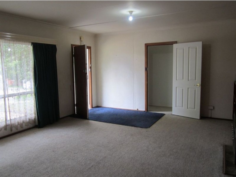 25 Hickory Crescent, Frankston North VIC 3200
