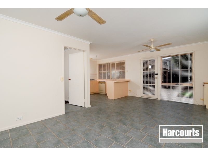 2 Belgrave Place, Carrum Downs VIC 3201