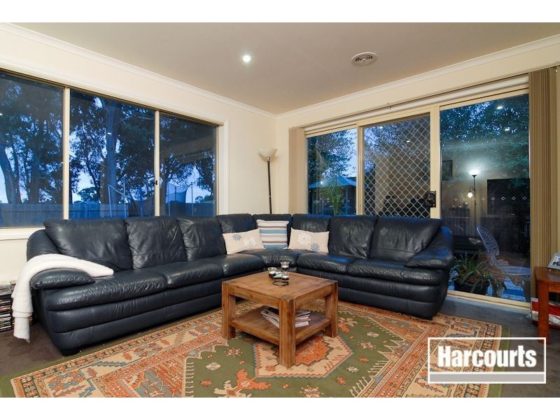 37 Balinga Drive, Skye VIC 3977