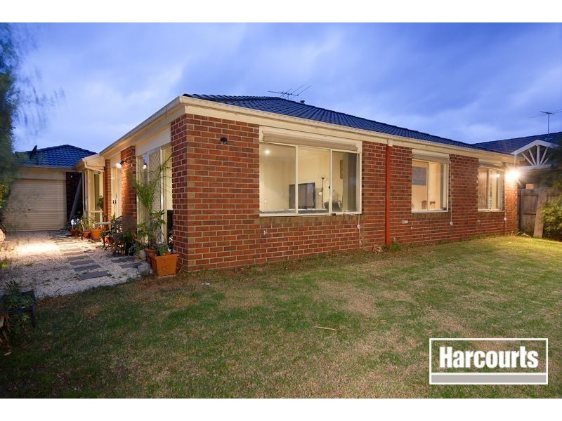 37 Balinga Drive, Skye VIC 3977