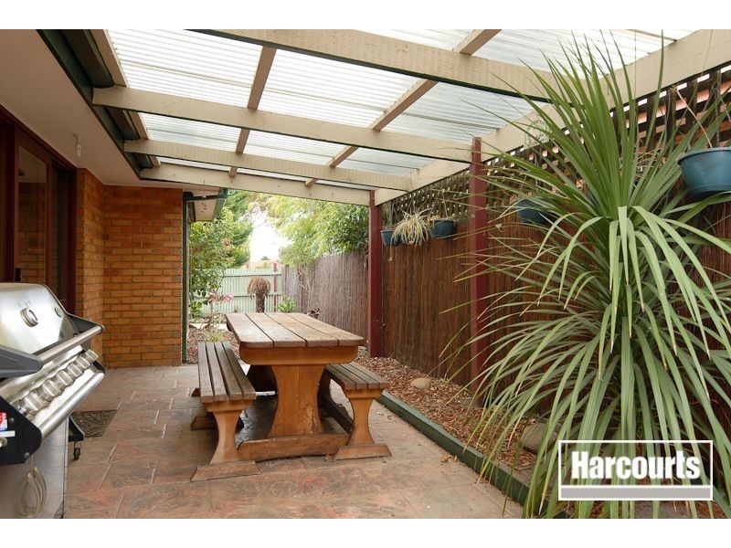 1/15 Quarrion Drive, Carrum Downs VIC 3201