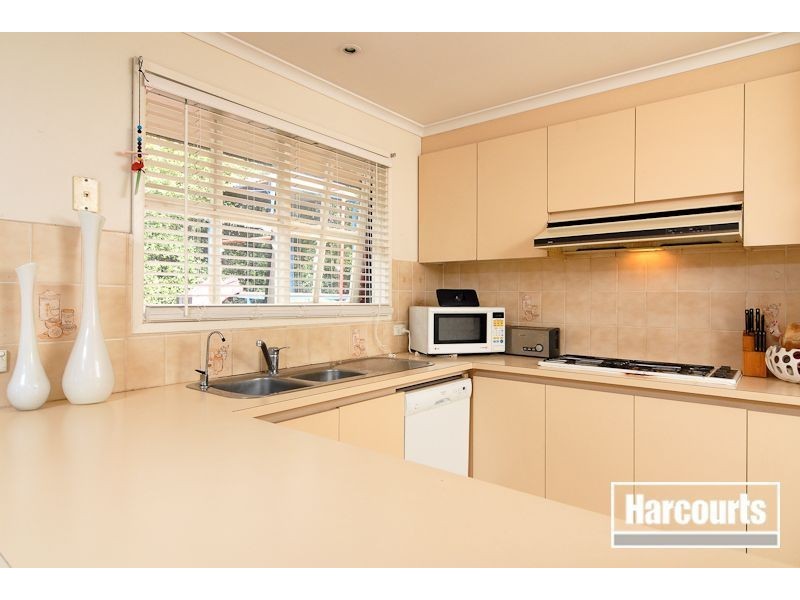 2 Dion Drive, Carrum Downs VIC 3201
