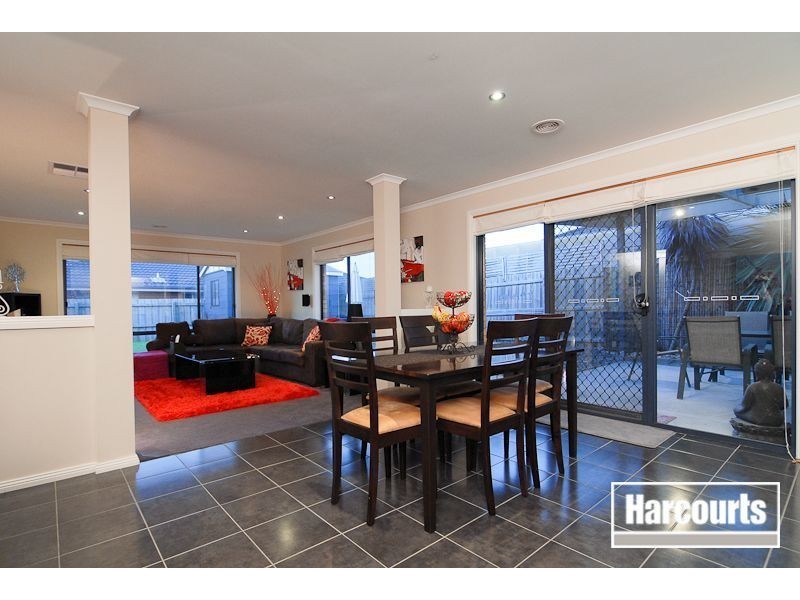 9 Pip Street, Skye VIC 3977