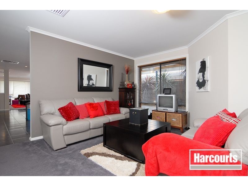 9 Pip Street, Skye VIC 3977