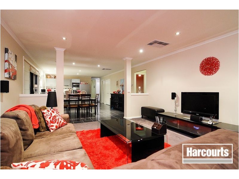 9 Pip Street, Skye VIC 3977