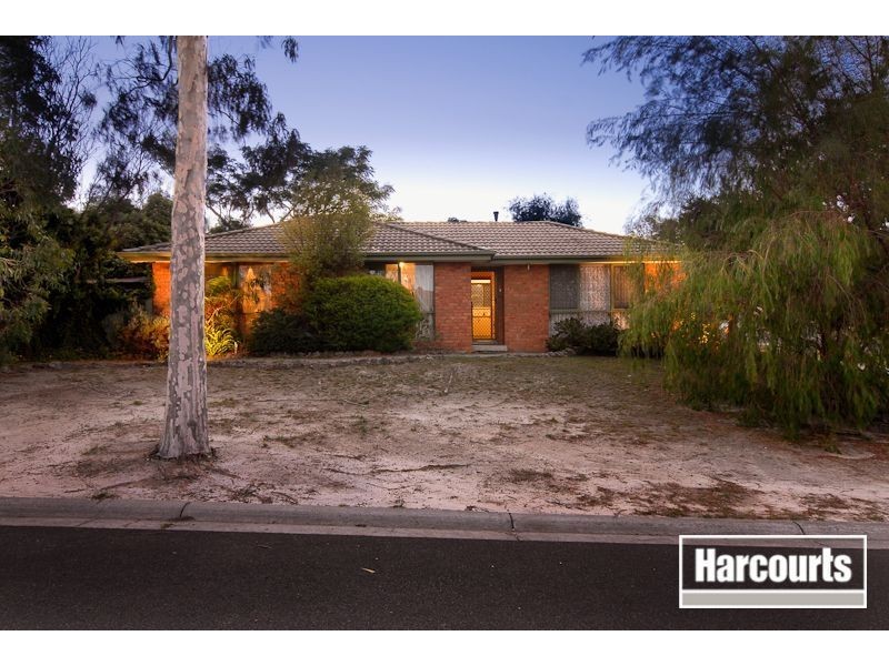 16 Lang Road, Langwarrin VIC 3910