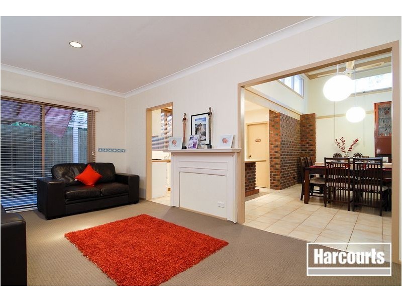 17 Lorraine Avenue, Langwarrin VIC 3910