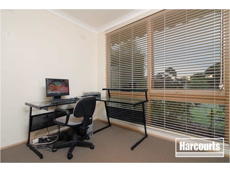 17 Lorraine Avenue, Langwarrin VIC 3910