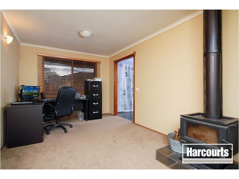 9 Laurel Crescent, Carrum Downs VIC 3201