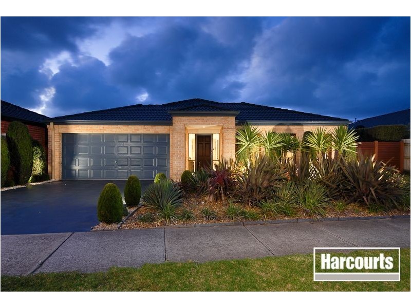 33 Edinburgh Drive, Skye VIC 3977