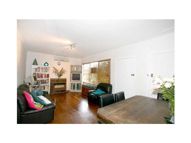 22 Forest Drive, Frankston North VIC 3200