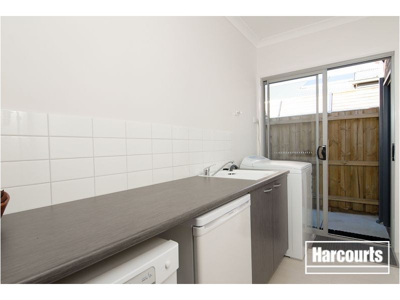 66 Malua Circuit, Sandhurst VIC 3977