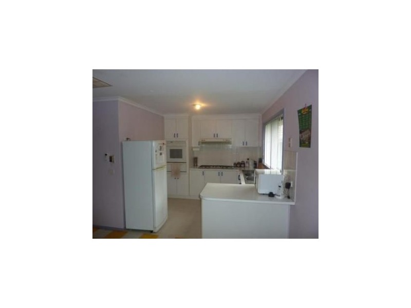 11 Marcella Place, Carrum Downs VIC 3201