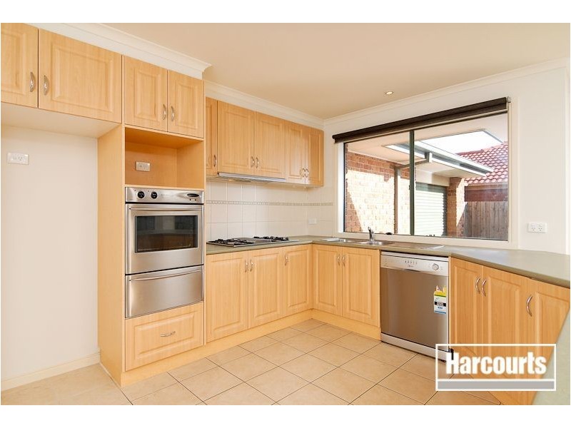 12 Stefans Court, Skye VIC 3977