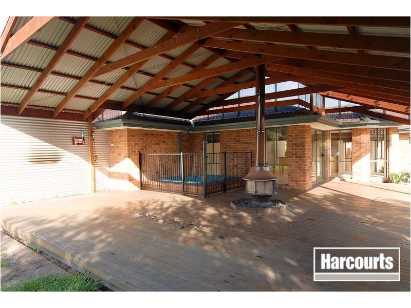12 Stefans Court, Skye VIC 3977