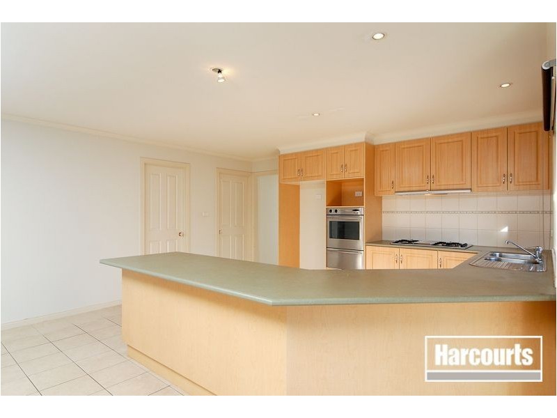12 Stefans Court, Skye VIC 3977