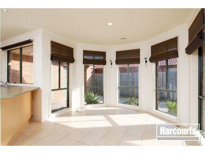 12 Stefans Court, Skye VIC 3977